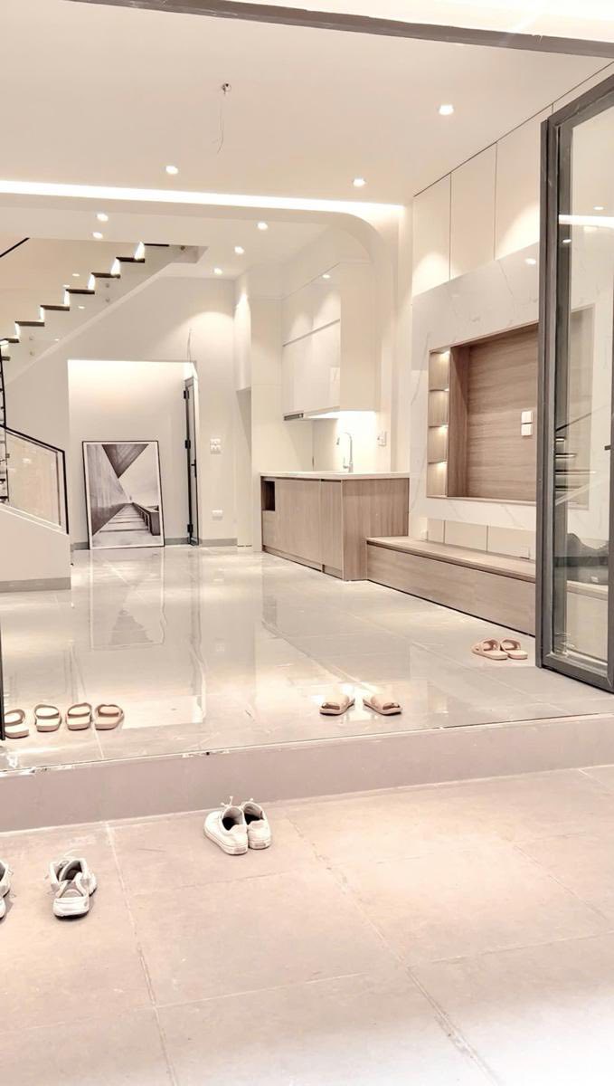 NHÀ ĐẸP CHÙA QUỲNH, HAI BÀ TRƯNG, SÁT PHỐ 50M 4T 12 TỶ 0903262939 15988772