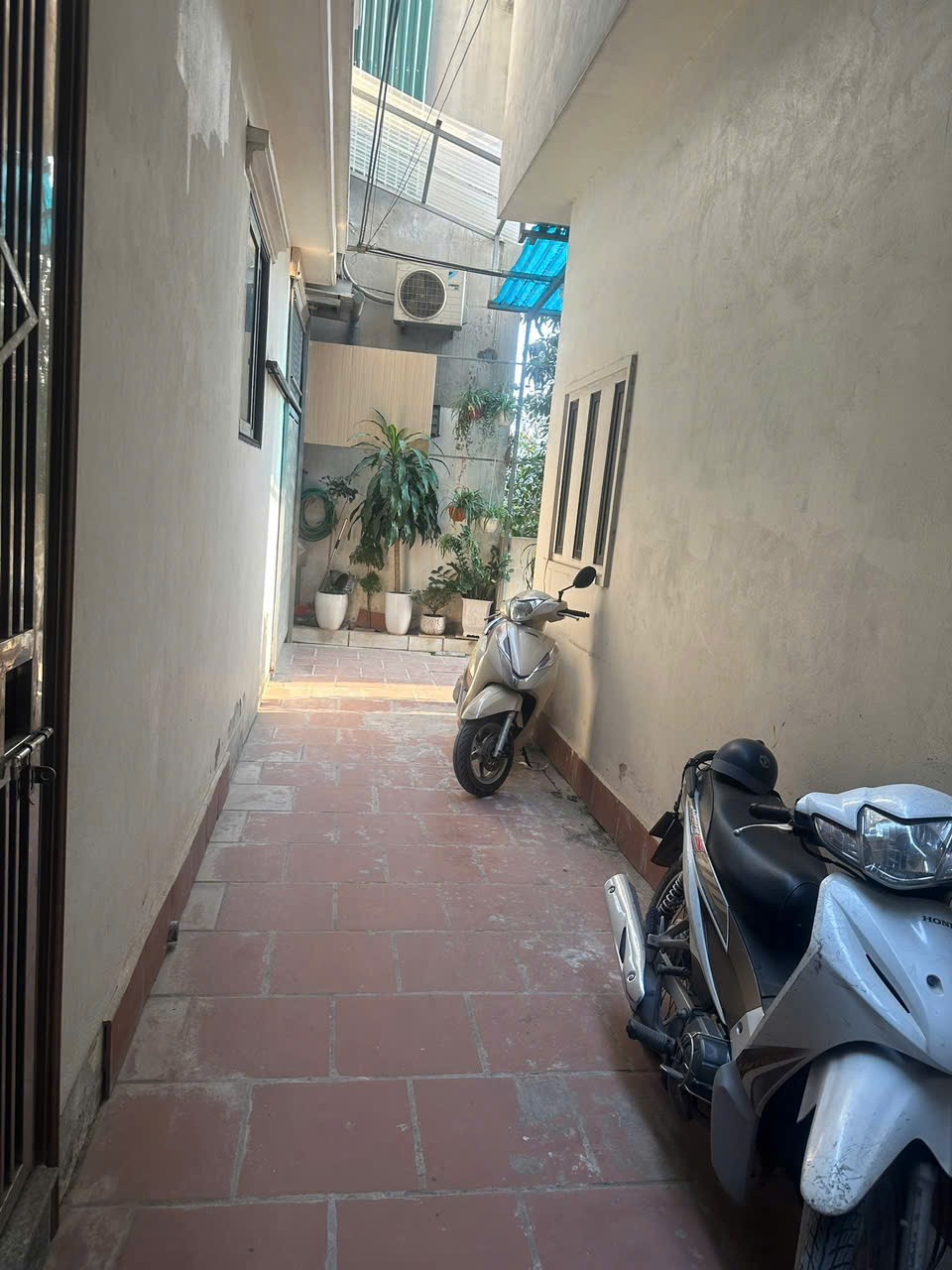 NHÀ ĐẸP - GIÁ TỐT Chính chủ Cằn Bán Nhà 5 Tầng Xóm 1, Đường La Tinh, Xã An Khánh, Hà Nội 15988785