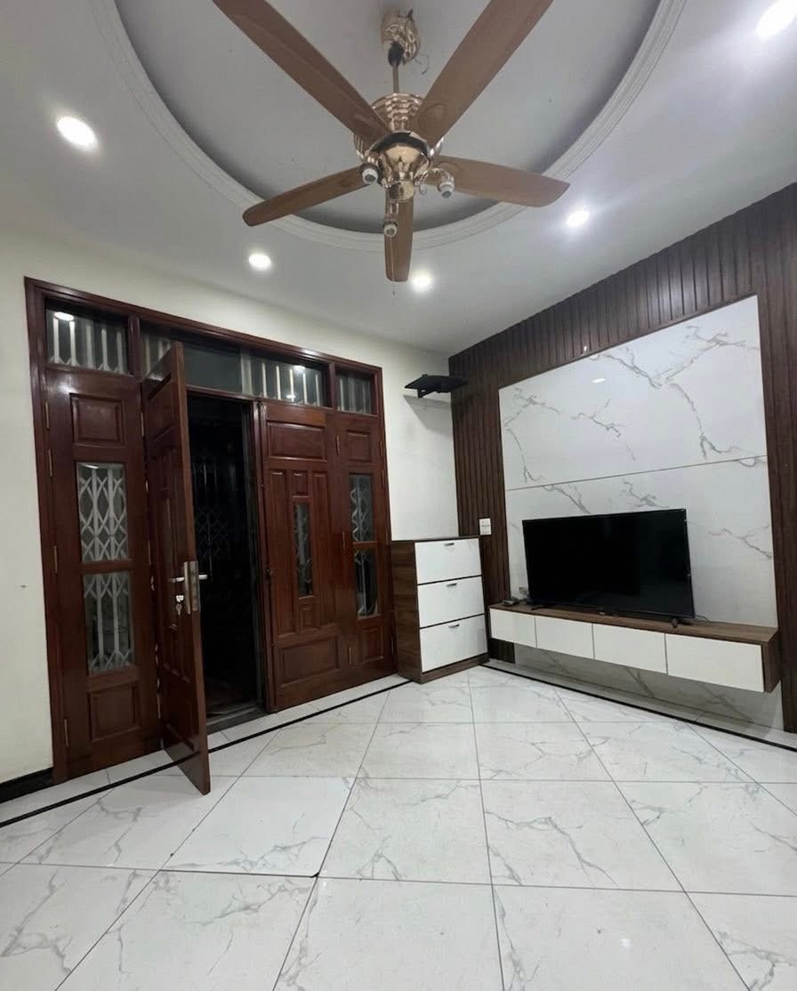 SIÊU PHẨM NHÀ TÂY MỖ 5 TẦNG - FULL NỘI THẤT - Ô TÔ ĐỖ NGAY CỬA - VÀI BƯỚC RA VINHOMES SMART CITY 15988793