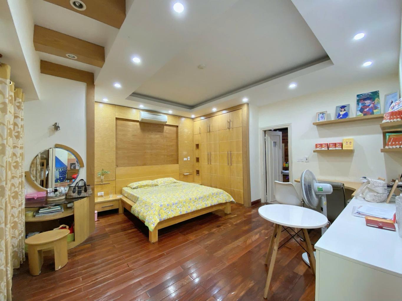 Bán căn hộ chung cư Khai Sơn- Full NT 77m 2 ngủ nhỉnh 7 tỷ
9TL) 15988795