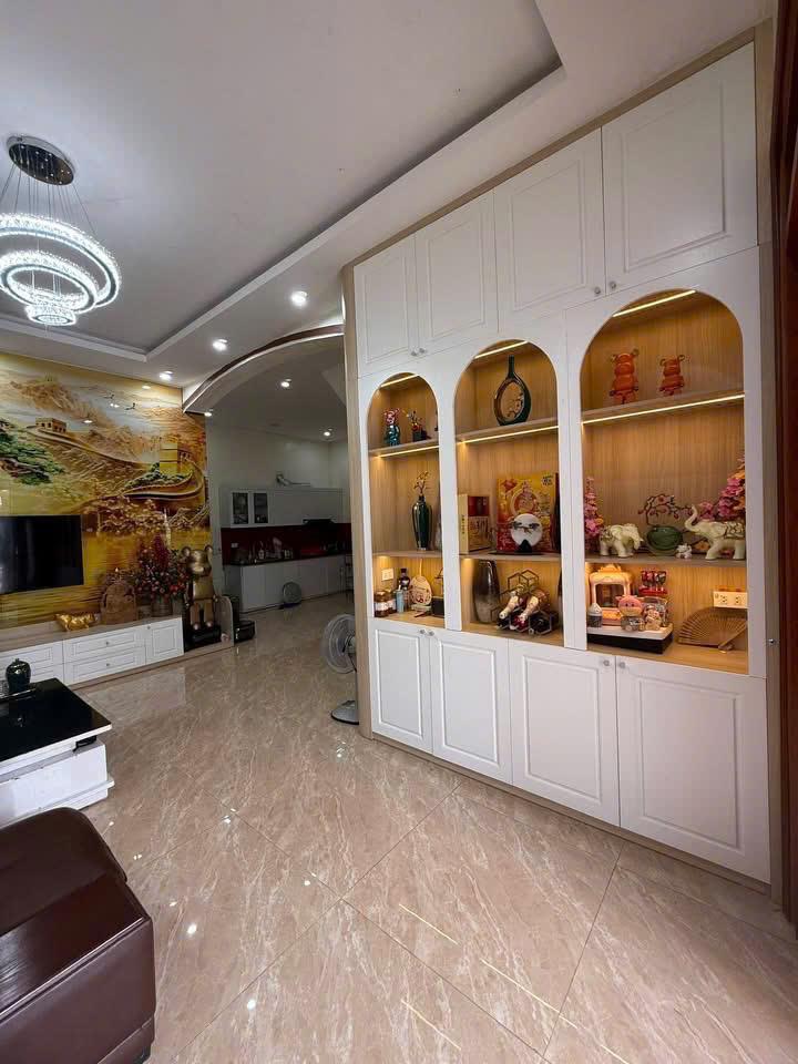 Bán nhà mái thái 2 tầng , mặt tiền hơn 9m, diện tích hơn 100m2 full xây dựng , Hà Trung 15988804