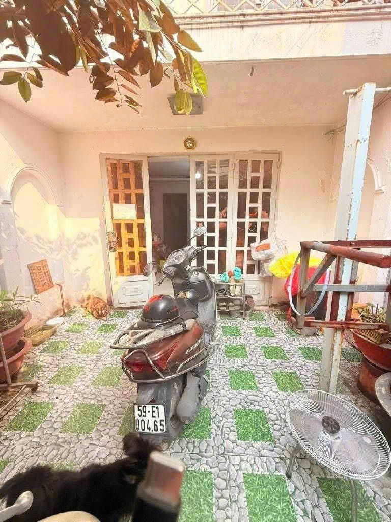 Nhà mặt tiền Hẻm xe hơi 4.3 × 20
Hẻm sạch sẽ _Sát lâm văn Bền. Nhà có dòng tiền _khu vực kinh 15988811