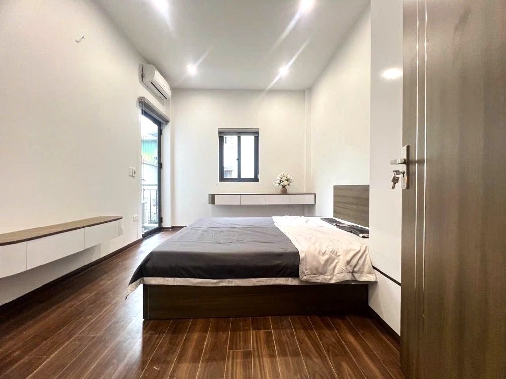 Bán nhà phố Trương Định, Hai Bà Trưng 34m2, 5 tầng full nội thất, sổ đỏ chỉ 7,2 tỷ 15988814