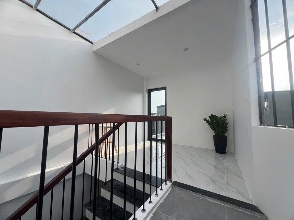 Bán nhà phố Trương Định, Hai Bà Trưng 34m2, 5 tầng full nội thất, sổ đỏ chỉ 7,2 tỷ 15988814