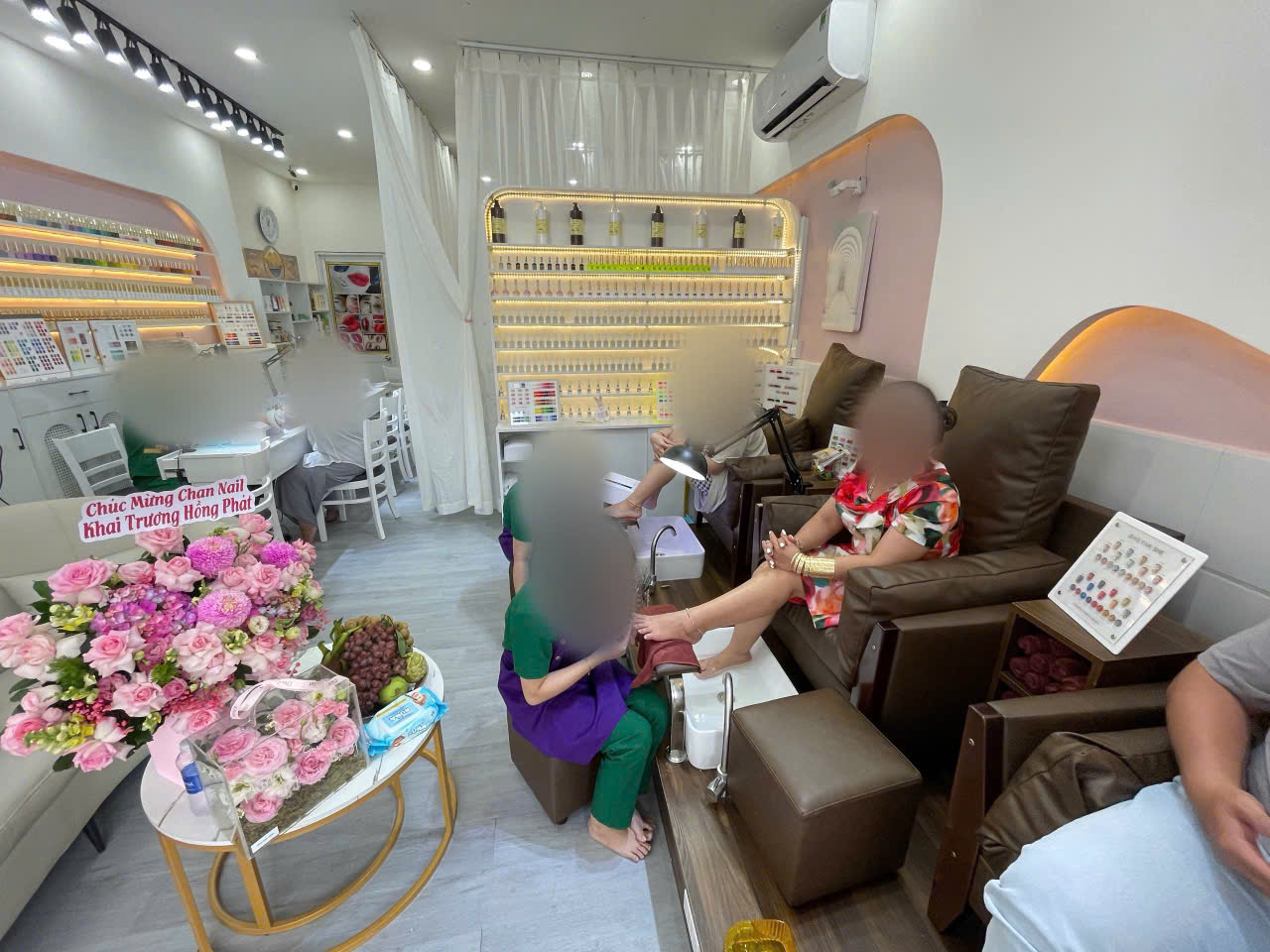 CẦN SANG NHƯỢNG TIỆM NAIL - MI - SPA QUẬN 9 – VÀO HOẠT ĐỘNG NGAY 15988856
