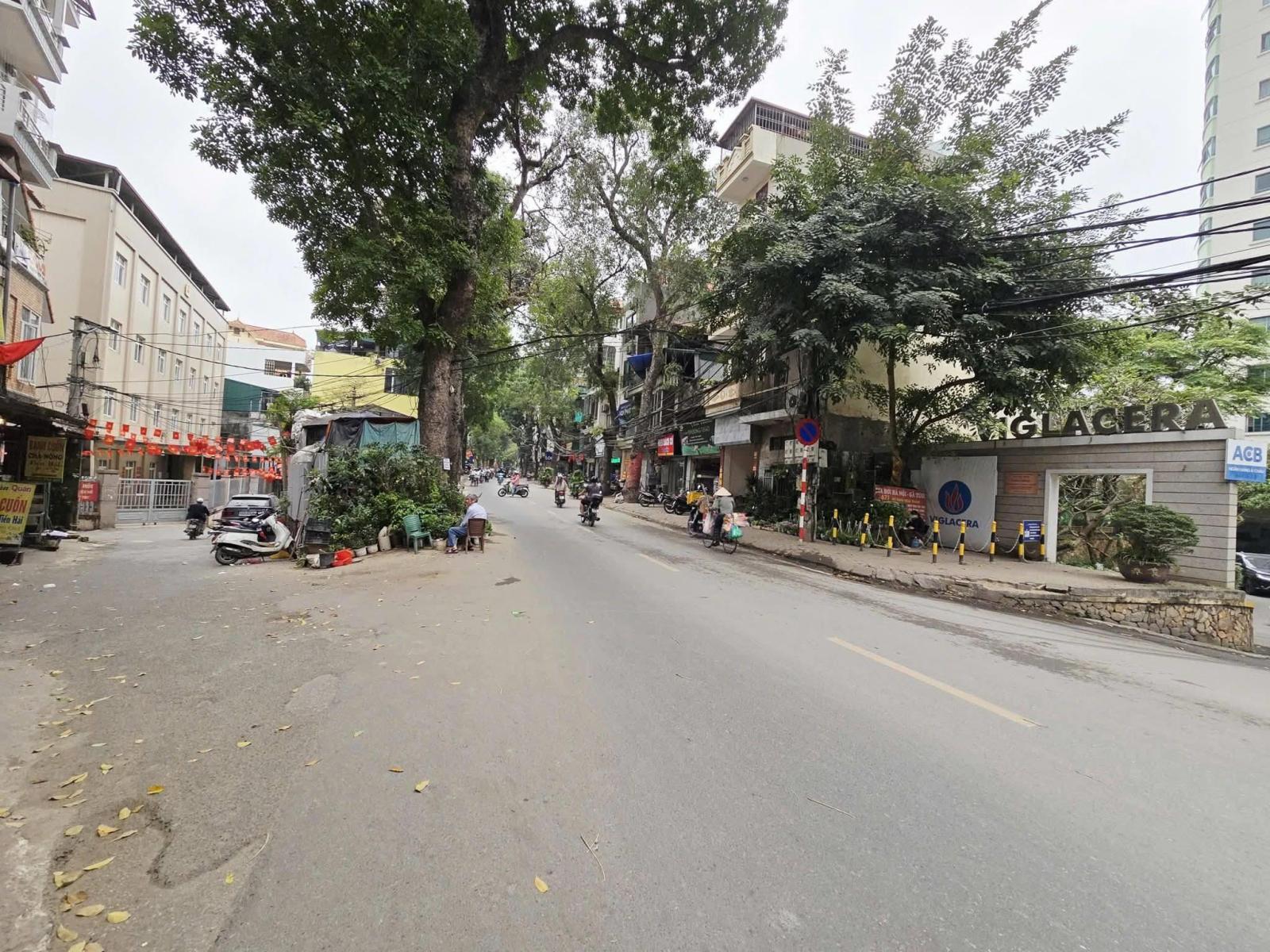 Hoàng Hoa Thám – Bán nhà mặt ngõ ôtô 5Tầng Giá chào 7.2 Tỷ Tây Hồ 15988861