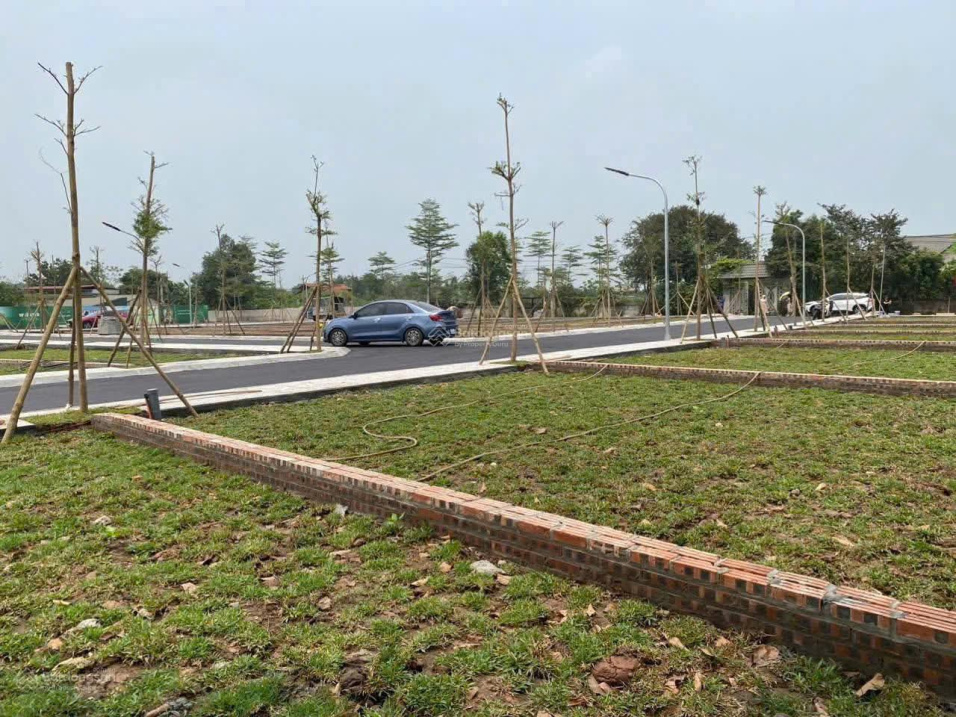 Siêu phẩm đất Hòa Lạc view hồ thoáng mát, gần CNC & ĐH FPT 15988867