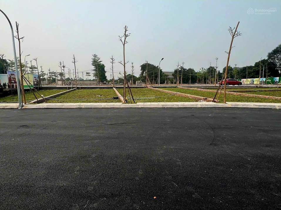 Siêu phẩm đất Hòa Lạc view hồ thoáng mát, gần CNC & ĐH FPT 15988867