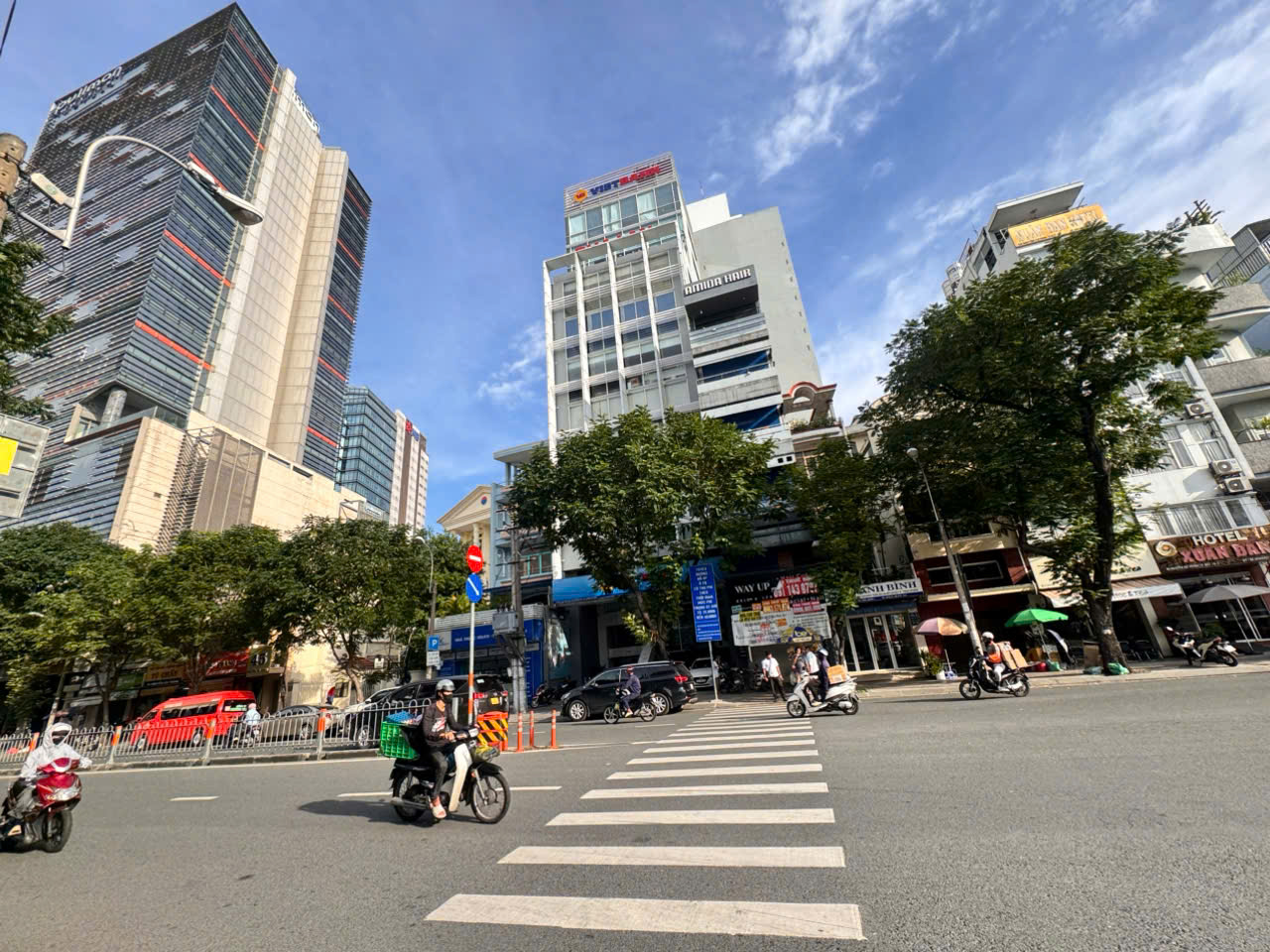 BÁN SIÊU PHẨM TÒA NHÀ 7 TẦNG CÓ HẦM - MẶT TIỀN KD ĐƯỜNG NGUYỄN CƯ TRINH, QUẬN 1 - HIẾM BÁN* LH 15988883