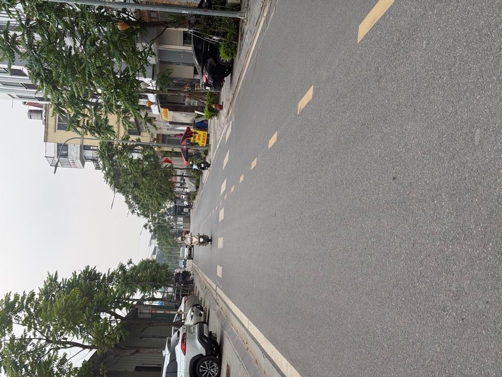 Bán nhà c4 khai sơn ngọc thuỵ, 35m x 3m8 vỉa hè kinh doanh 15988886