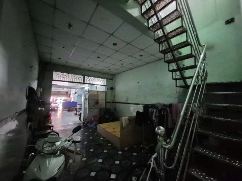 Bán nhà Mặt tiền Nguyễn Lý - ngay Tô Hiệu và Thoại Ngọc Hầu, 5x20m 2 Tâng, Sổ A4, 13,6 tỷ. 15988889