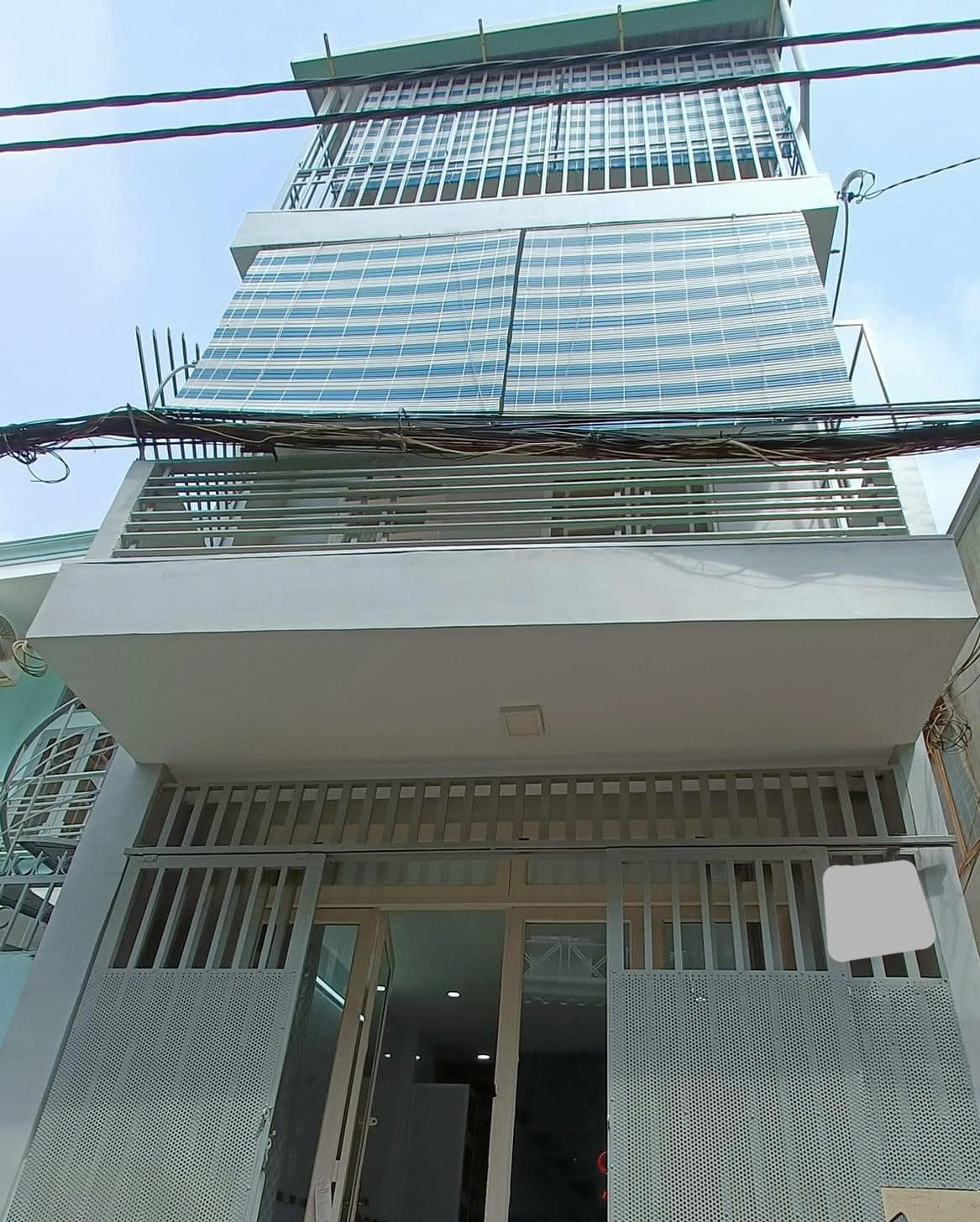 NHÀ TÂN BÌNH. 3 TẦNG HXH. FULL NỘI THẤT - GIÁ NHỈNH 3 TỶ. TL 15988927