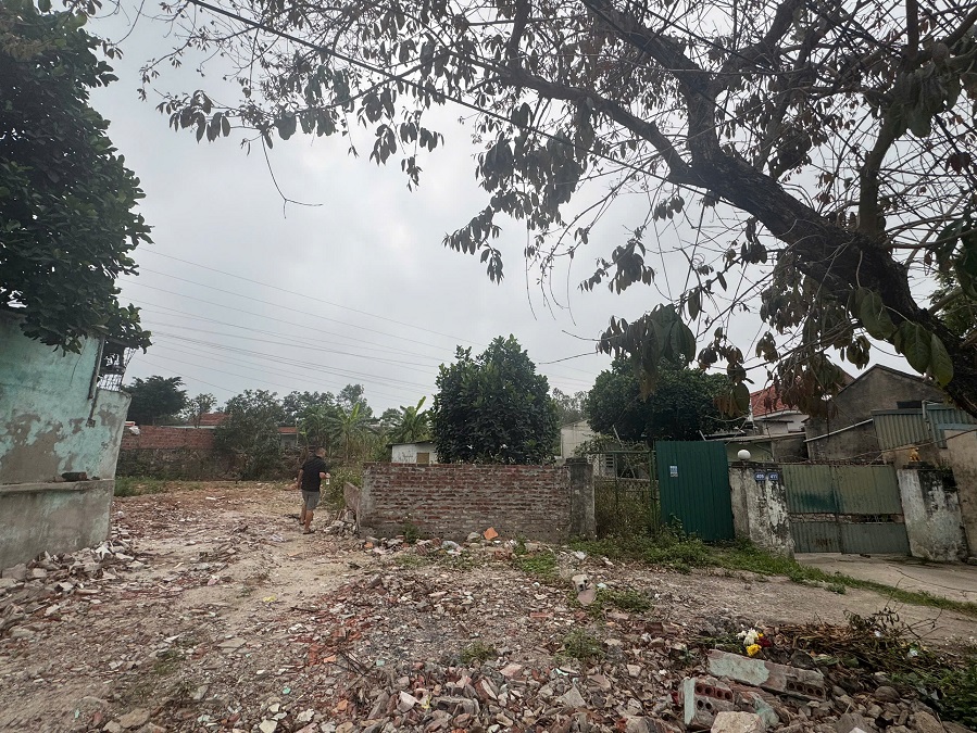 BÁN ĐẤT VỊ TRÍ ĐẸP – GẦN ĐƯỜNG 10 LÀN QUẢNG YÊN 15988933