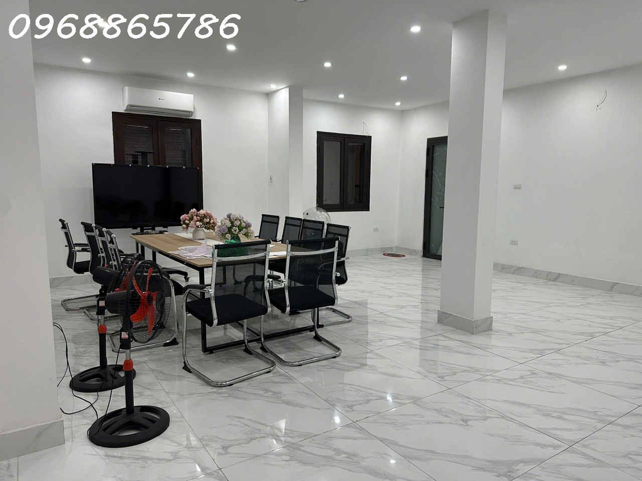 CÂU CHUYỆN CĂN NHÀ NỞ HẬU CÔNG NĂNG TẠI MẶT PHỐ VÕ THỊ SÁU 15988934