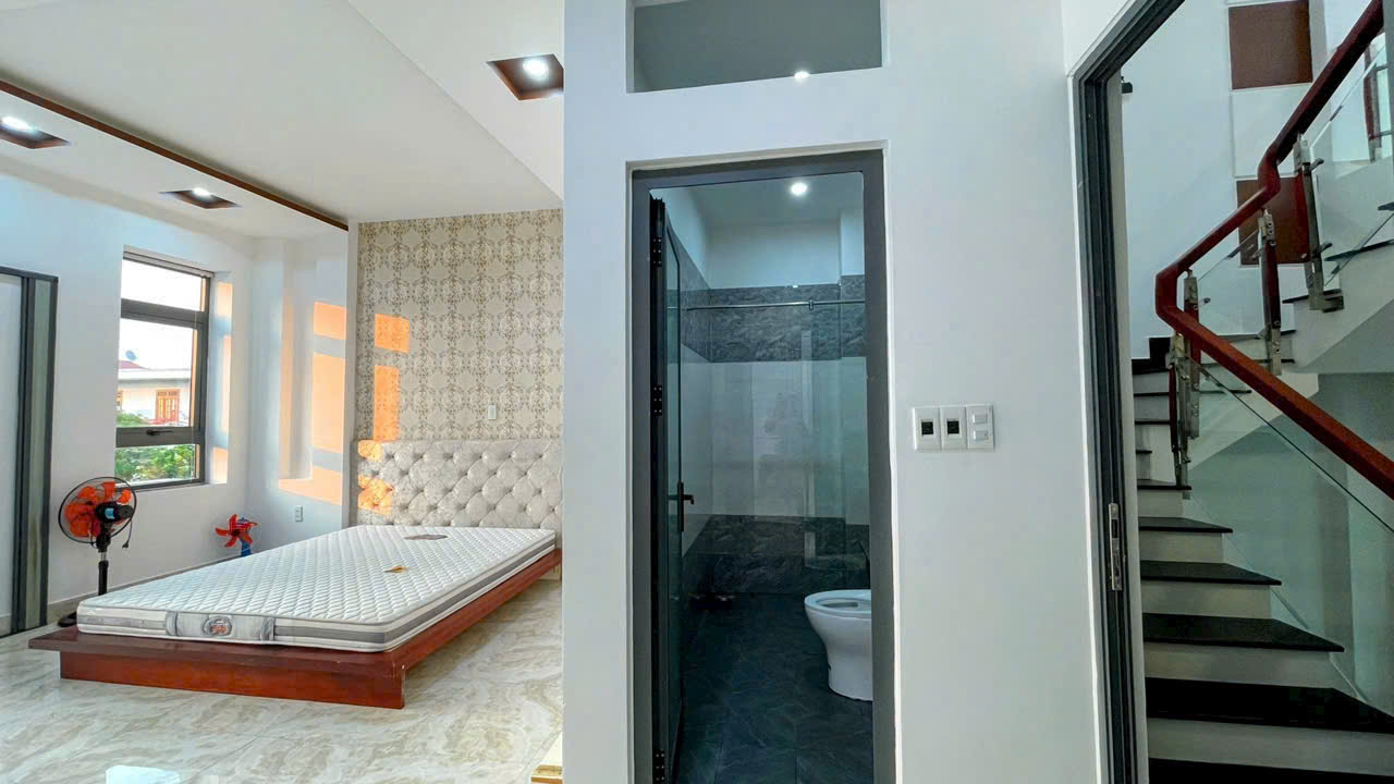 🔴💥NHÀ ĐẸP 4 TẦNG MÊ LỆCH HÒA PHÚ 9 – FULL NỘI THẤT 15988981