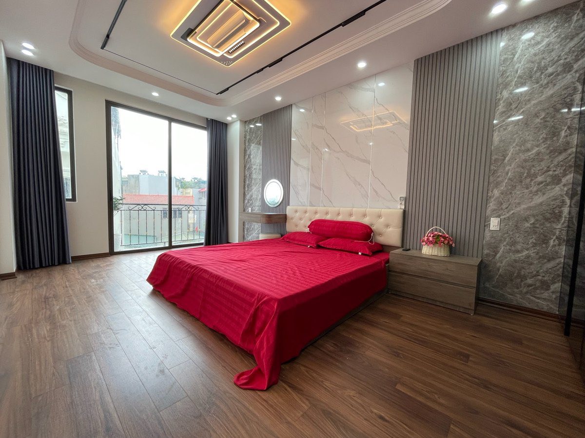 PHỐ NGUYỄN VĂN LINH CÓ NHÀ 43M2 6 TẦNG THANG MÁY, GARA Ô TÔ - CHỈ 11.X TỶ 15988984