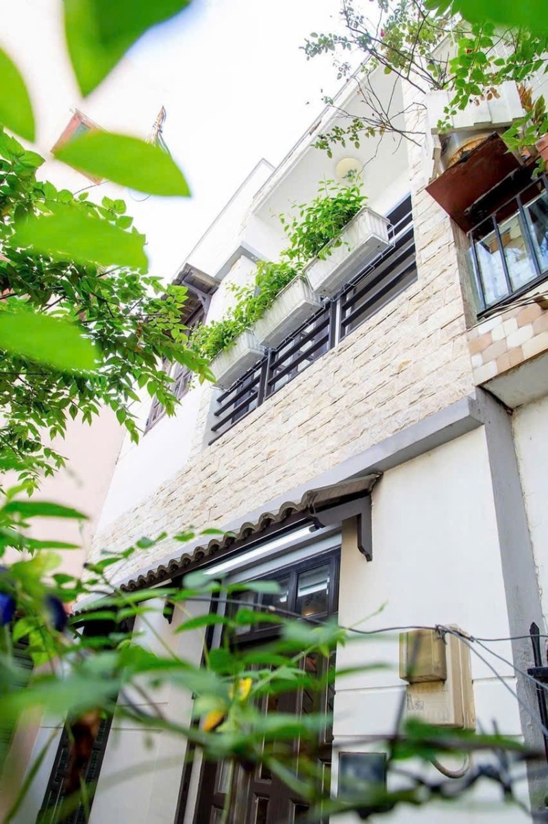 Bán nhà đường Tây Hoà, Phước Long A, Q9, Thủ Đức, TP HCM. DT 52m2, 2 tầng, 3PN, Giá  5.6 tỷ, SHR - 15988986