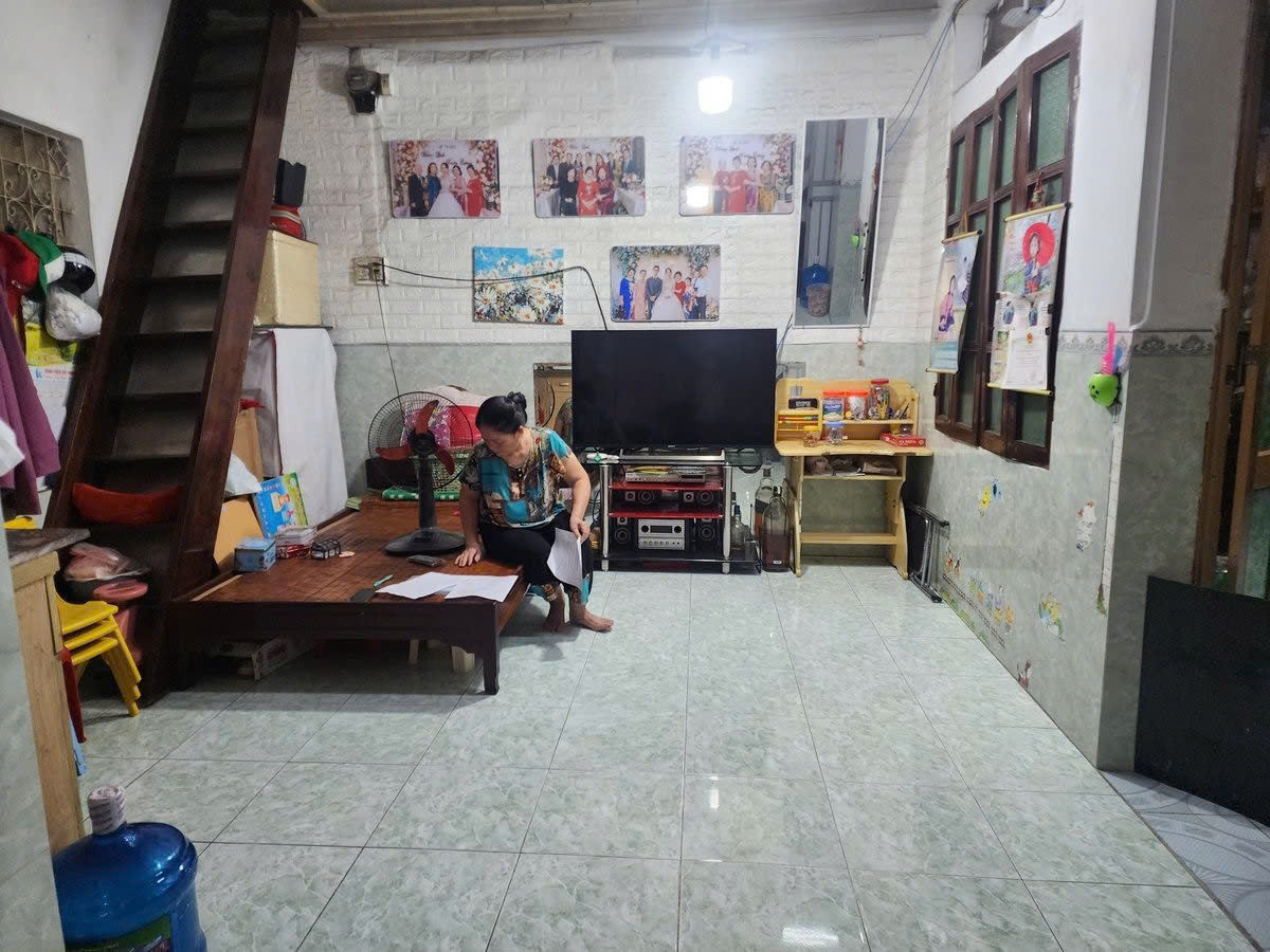 BÁN GẤP nhà đẹp 4 tầng - 3 nhà ra phố Bạch Mai, Hai Bà Trưng - Vị trí trung tâm - Giá 10.6 tỷ 15988999