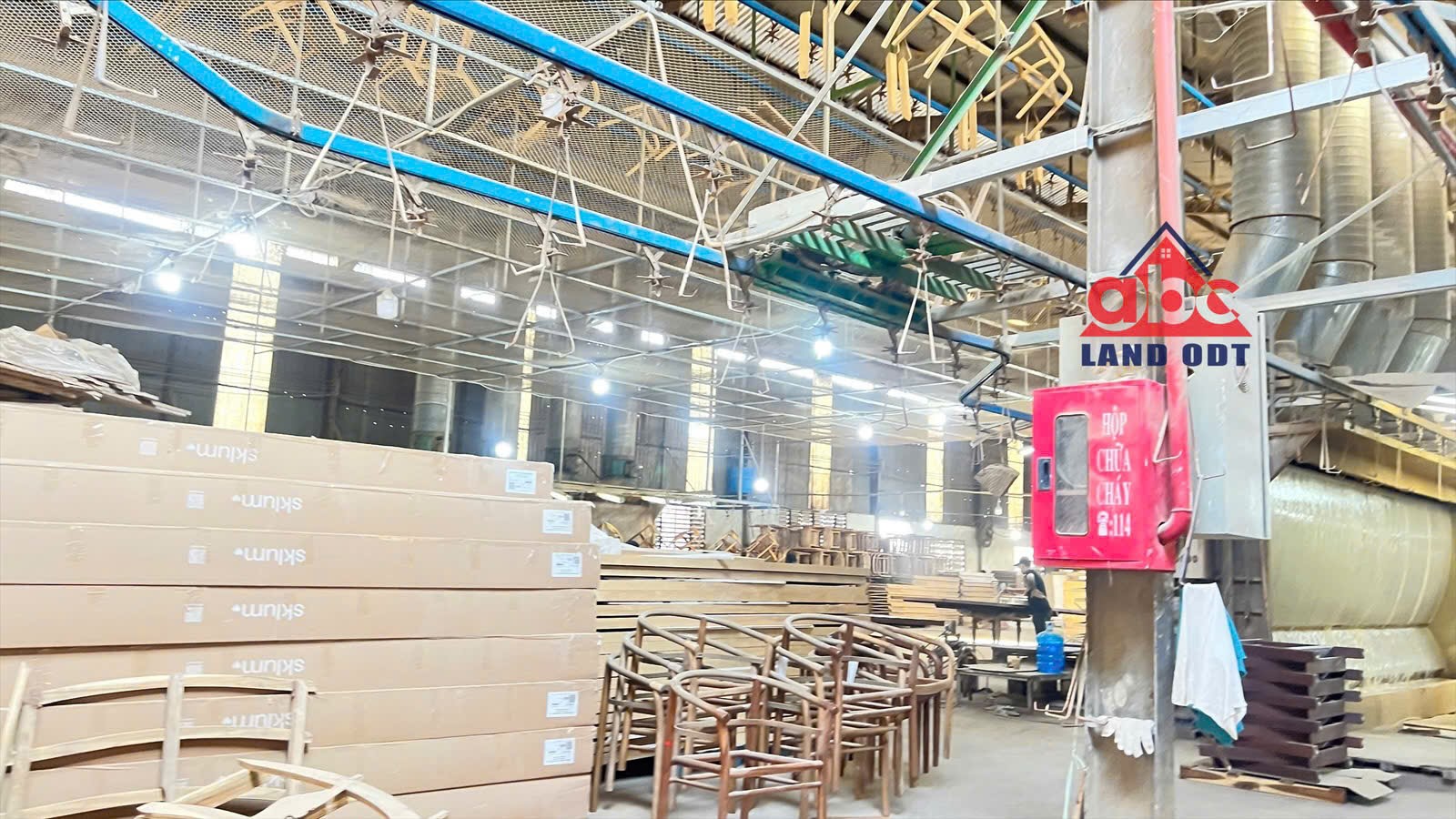 XN179 cho thuê xưởng sản xuất có trạm điện, PC vách tường, sẵn xưởng giao liền 15989009