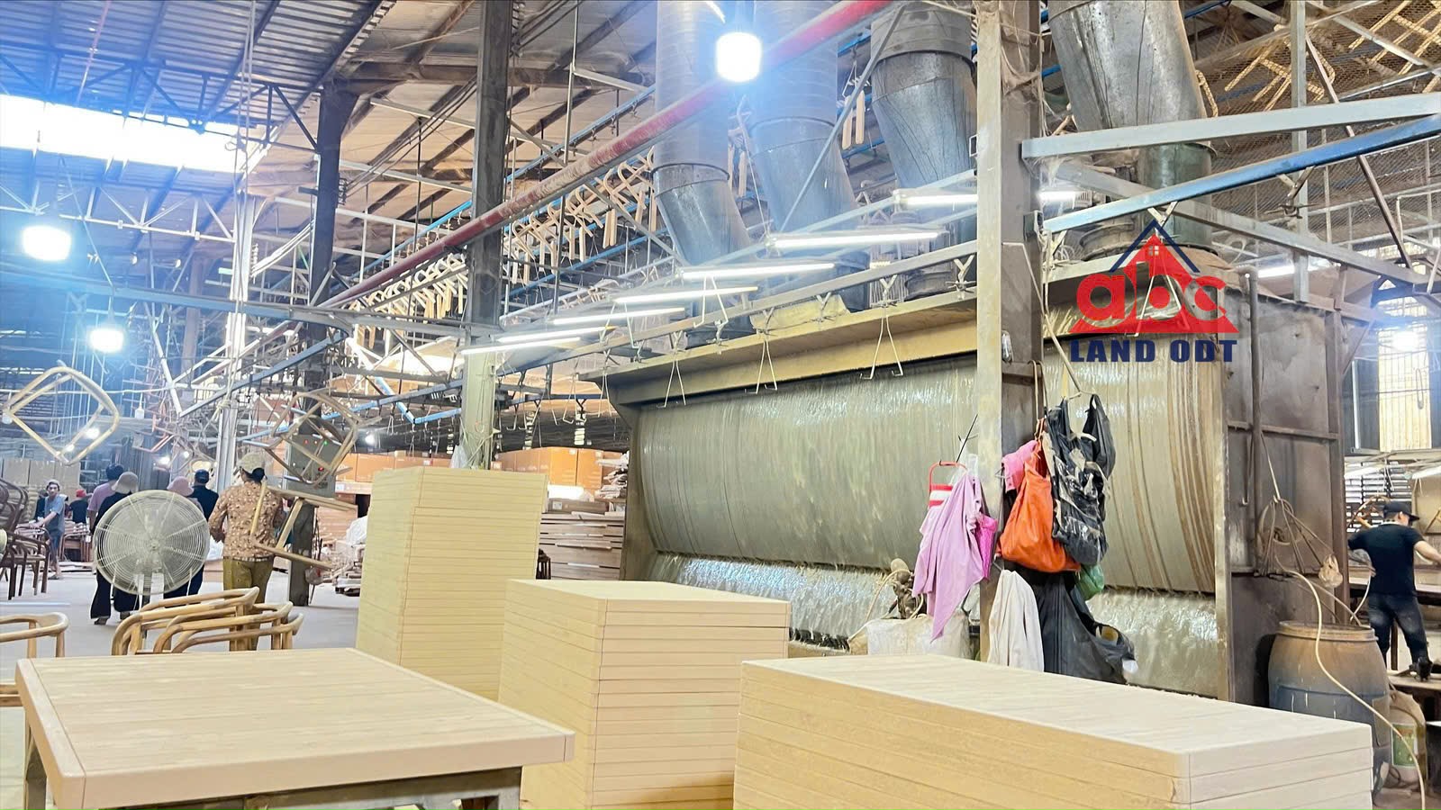 XN179 cho thuê xưởng sản xuất có trạm điện, PC vách tường, sẵn xưởng giao liền 15989009