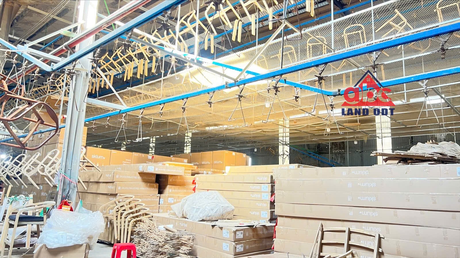 XN179 cho thuê xưởng sản xuất có trạm điện, PC vách tường, sẵn xưởng giao liền 15989011