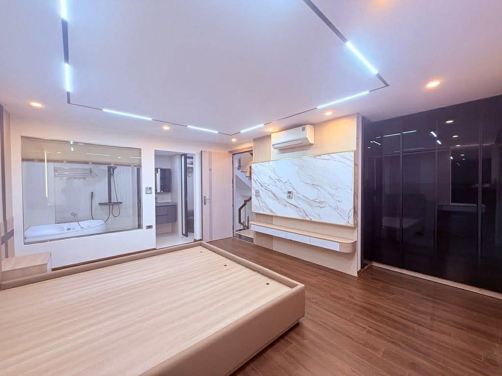 nhà đẹp Hồng Tiến, 50m x 8 tầng, MT 5.5m, full nội thất, ôtô vào nhà 15989015