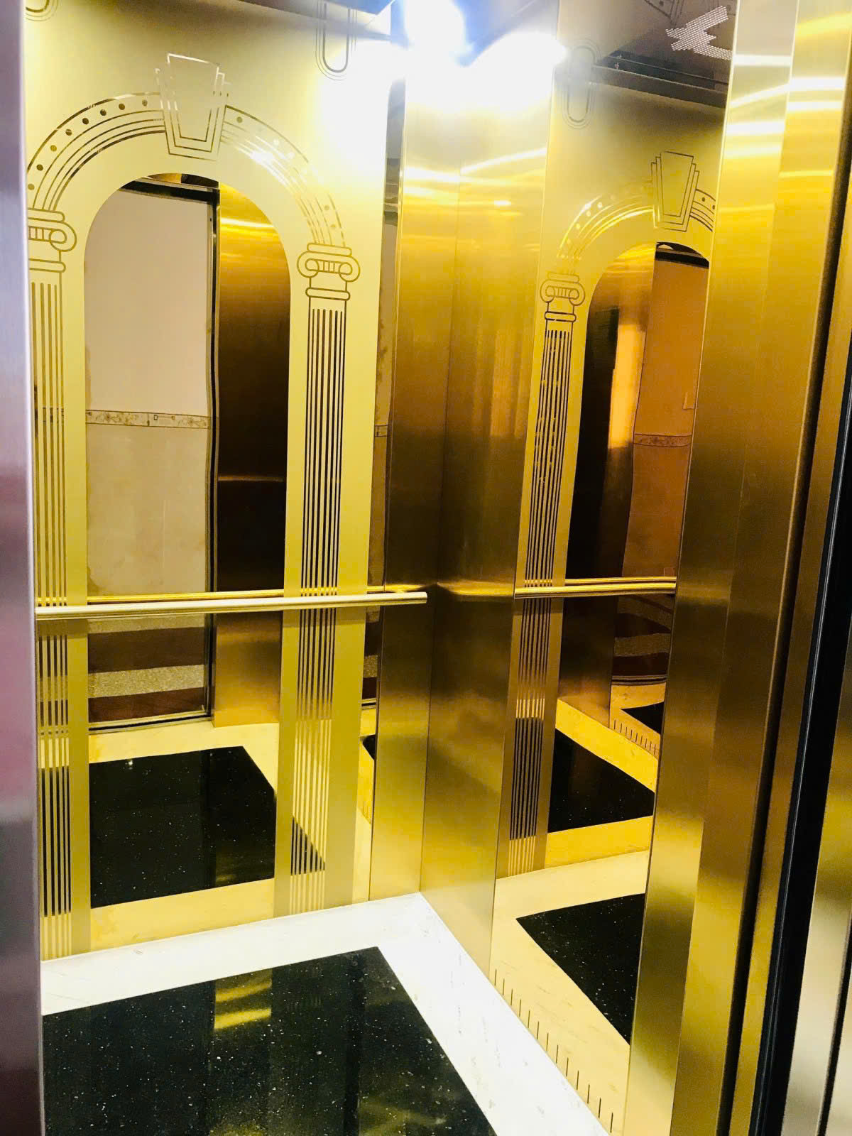 Nhà mặt phố 16 Bình Hưng Hòa A, Bình Tân: 135m2, 6 tầng, 20PN, 12WC, sổ hồng, giá 16 tỷ - Cơ hội 15989016