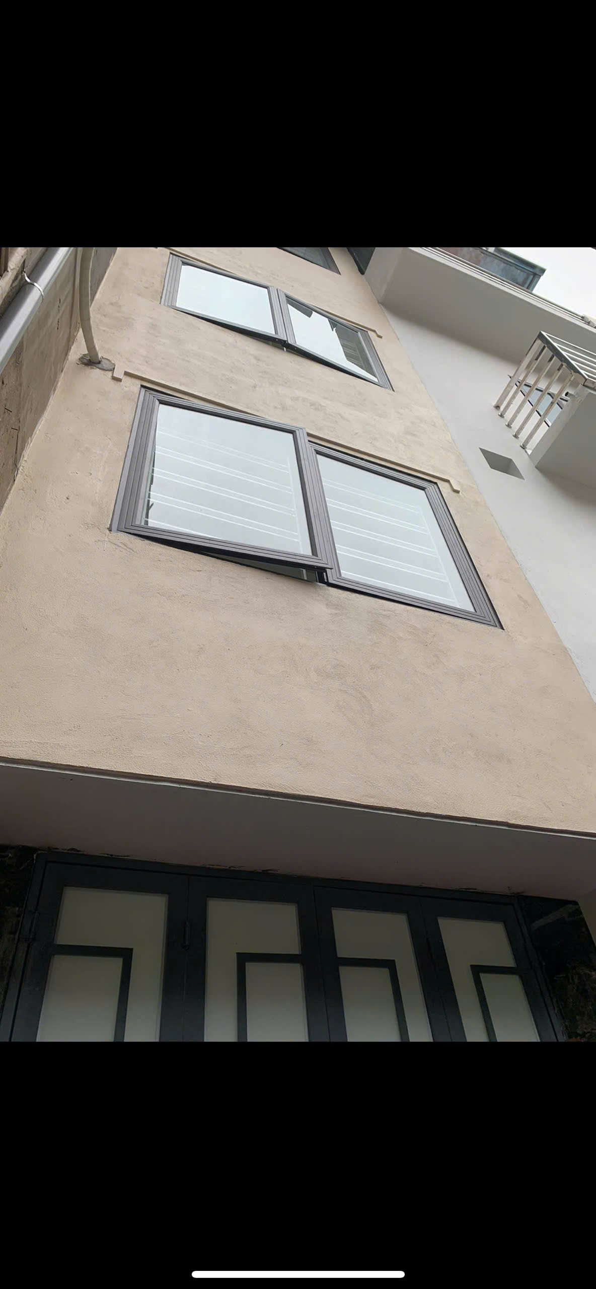 Cho thuê nhà ở sinh viên 2  - 3 người ngõ Lò Đúc  12m2 x 4 tầng, 6 triệu 15989024