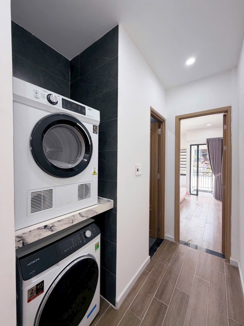 Nhà kiệt Lý Tự Trọng 40m2 3PN nhà mới giá 4.39 tỷ Hải Châu ở ngay 15989029