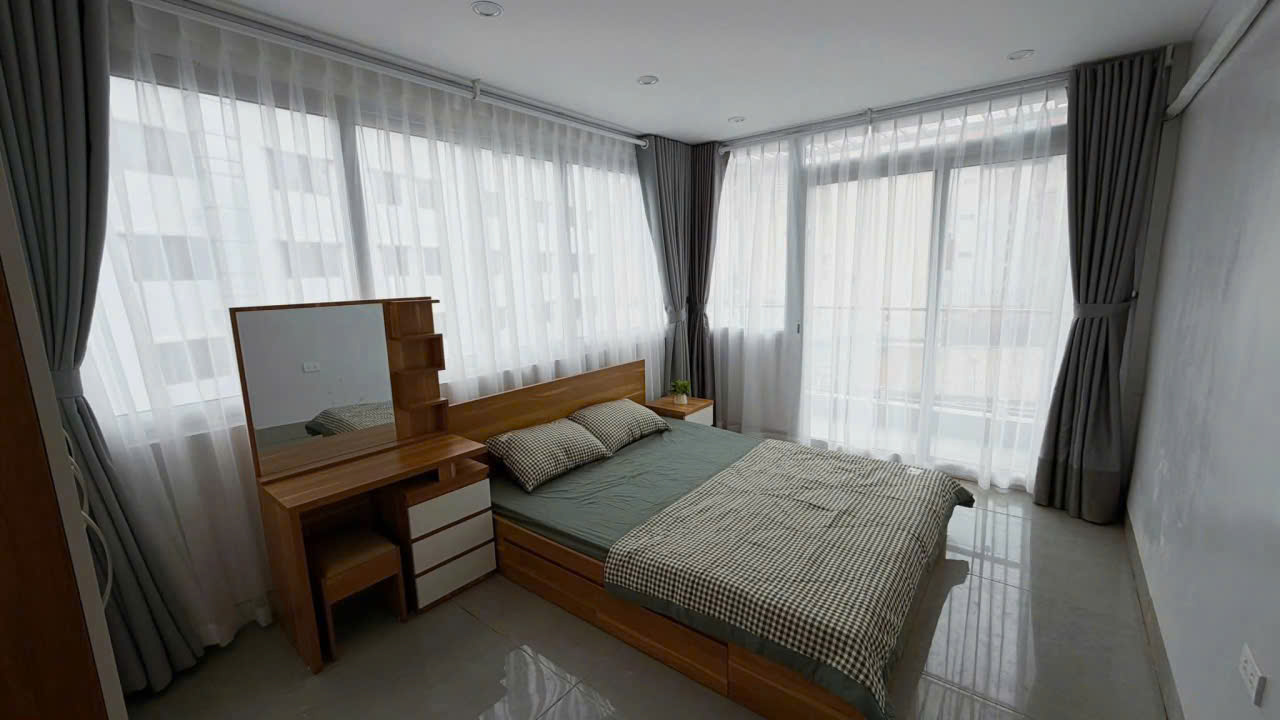 Cho thuê nhà ngõ Hồ Tùng Mậu-dt 50m2*5 tầng-Giá 17 triệu ở nhóm 6 - 7 người 15989033