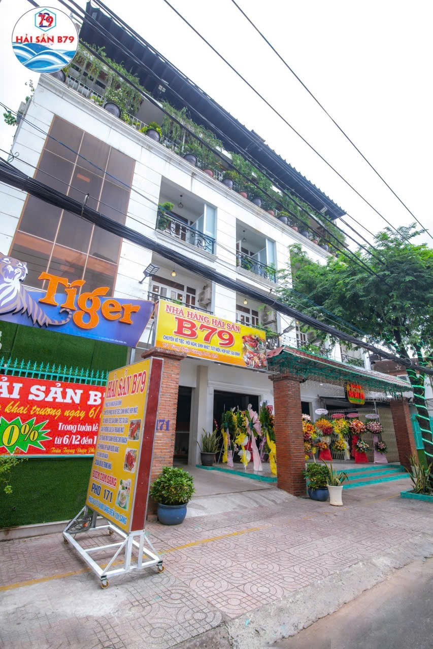 SANG NHƯỢNG NHÀ HÀNG QUY MÔ LỚN – VỊ TRÍ ĐẸP QUẬN TRUNG TÂM 15989036