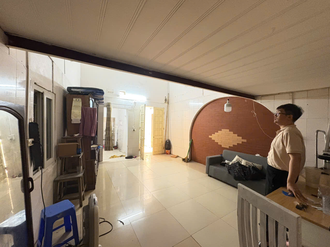 Cho thuê nhà ngõ Nguyễn Lương Bằng- Đống Đa-dt 40m2*1,5 tầng-Giá 5,5tr ctl 15989040