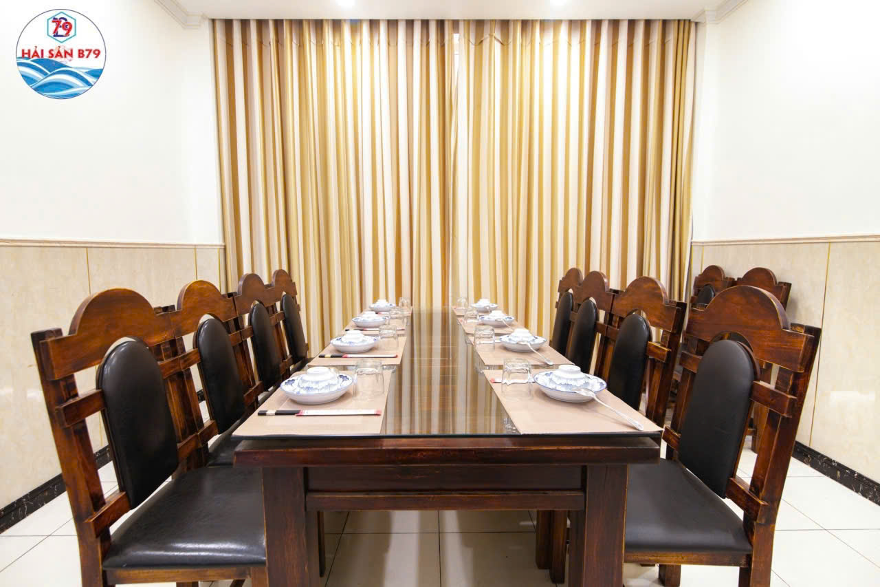 SANG NHƯỢNG NHÀ HÀNG QUY MÔ LỚN – VỊ TRÍ ĐẸP QUẬN TRUNG TÂM 15989043