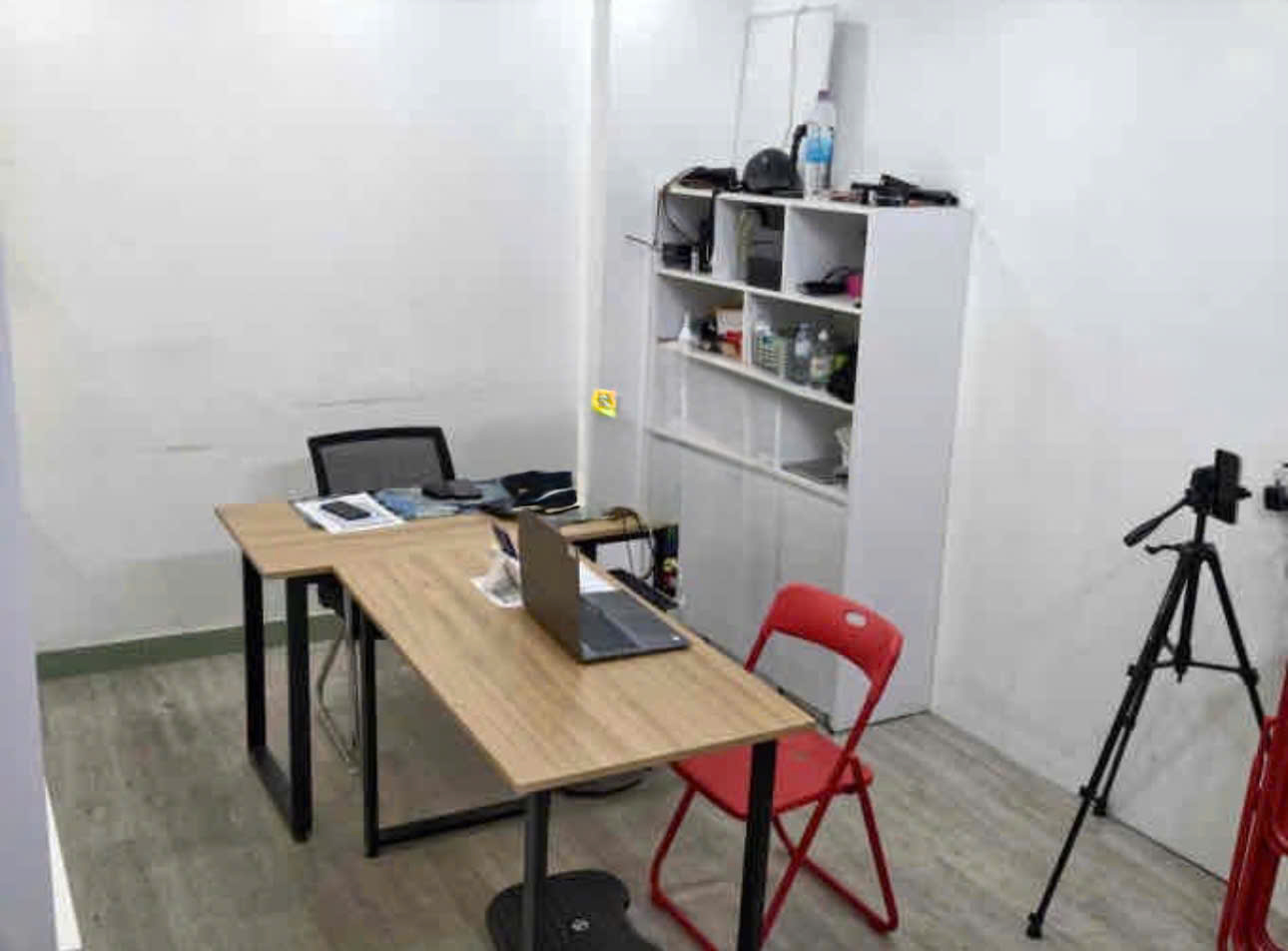 Cho thuê nhà ngõ Tô Vĩnh Diện- Thanh Xuân-dt 22m2*4 tầng-Giá 10 triệu 15989048
