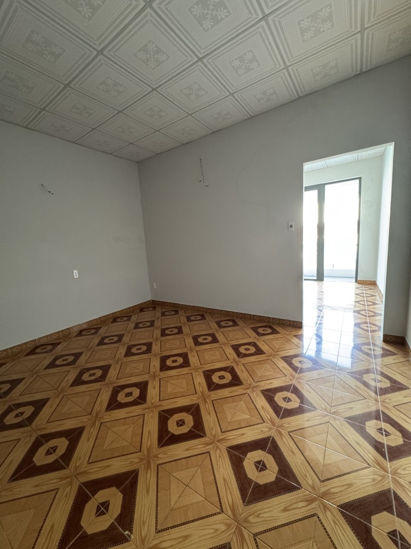 ► MT Huỳnh Thúc Kháng, 70m2, 4 tầng, 7 Phòng khép kín, 12 tỷ 15989074