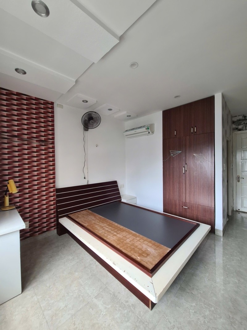 ►  MT Huỳnh Thúc Kháng, sát Nguyễn Văn Linh, 5 tầng cứng, KD cực tốt, 6.x tỷ 15989077