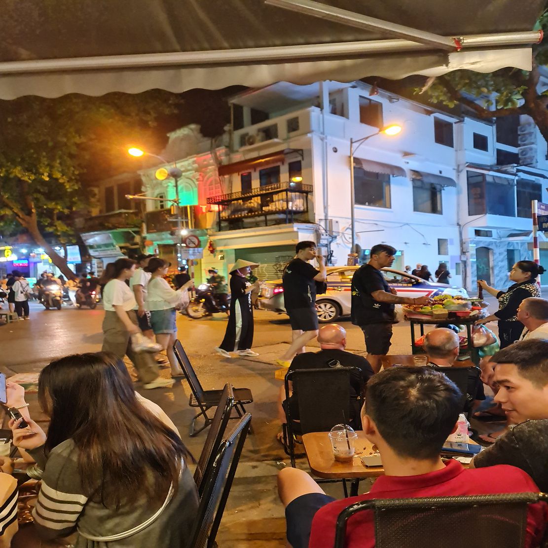 Bỏ 5 tỷ xây CCMN 7 tầng 90m2 25 phòng 5 năm hoàn vốn tại Học viện Nông nghiệp. Lh 0989894845 15989118