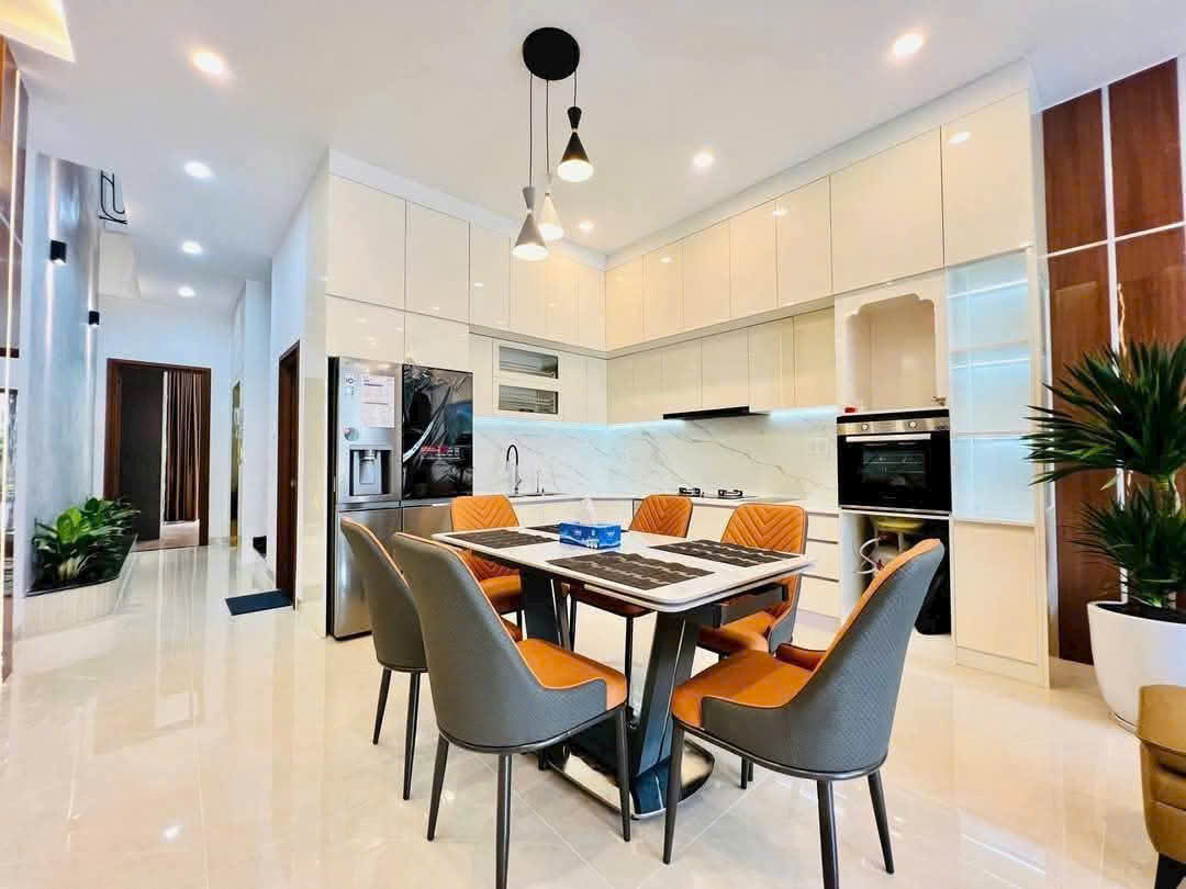 GIẢM SÂU 600 TRIỆU – SIÊU PHẨM THANG MÁY MẶT TIỀN HIỆP THÀNH 18 – Q12 15989127