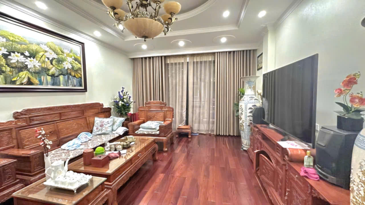 CHÍNH CHỦ CẦN BÁN GẤP NHÀ NGỌC HÀ PHỐ VIP BA ĐÌNH 50m x 3 TẦNG MT 7,7M 13 TỶ
 15989139