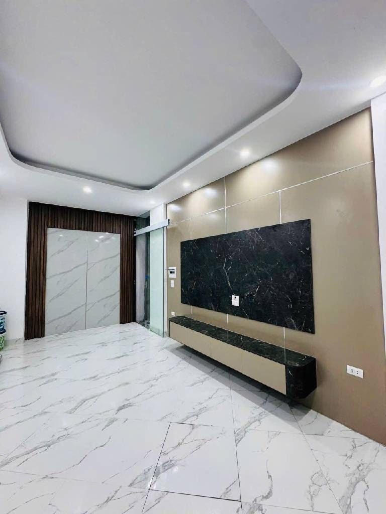 NHÀ PHỐ VŨ NGỌC PHAN 5.5 TẦNG THANG MÁY_30M RA Ô TÔ_NGÕ NÔNG THÔNG_NHÀ MỚI ĐẸP VỀ Ở NGAY, hơn 7 tỷ 15989145