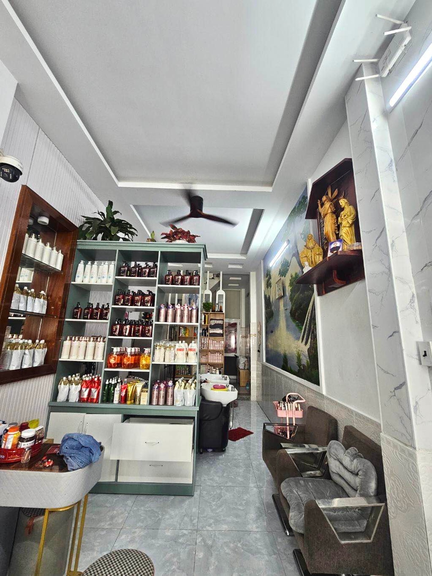 MẶT TIỀN ĐƯỜNG KINH DOANH SẦM UẤT - 3 TẦNG - 70m2 - NGUYỄN DUY CUNG - CHỈ 1.x TỶ (BANK LO 6.5 TỶ) 15989163