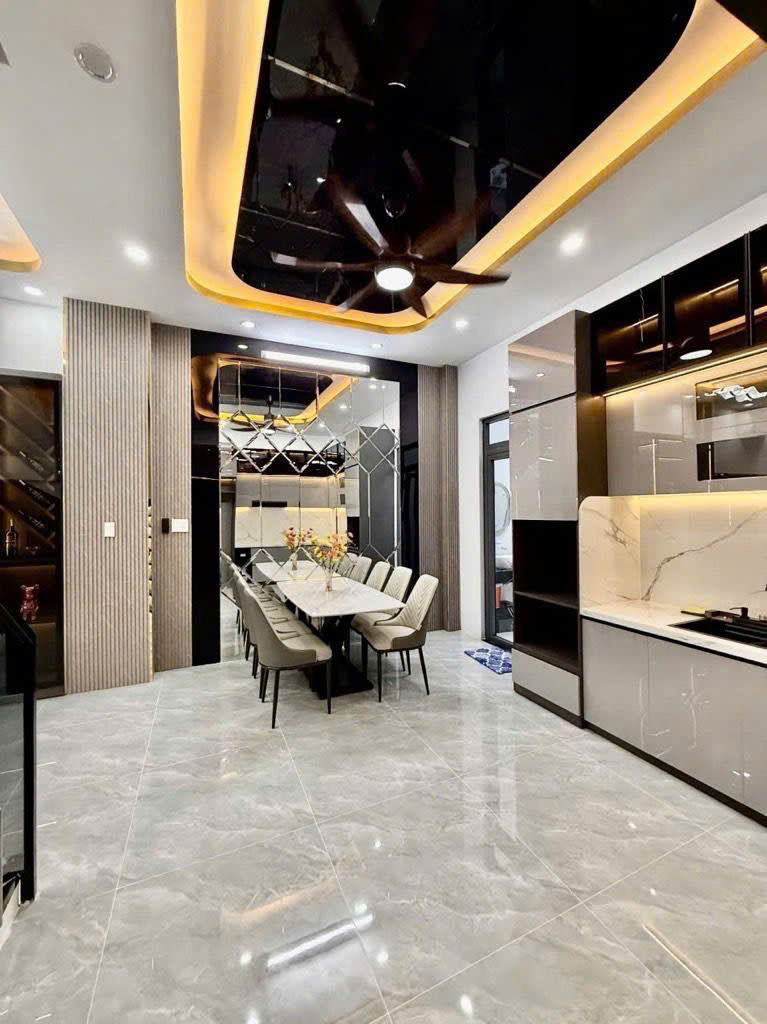 3 TẦNG  NHÀ PHỐ HIỆN ĐẠI  SÁT PHÚ MỸ HƯNG  HẼM 3 M NỘI THẤT CAO CẤP 15989231