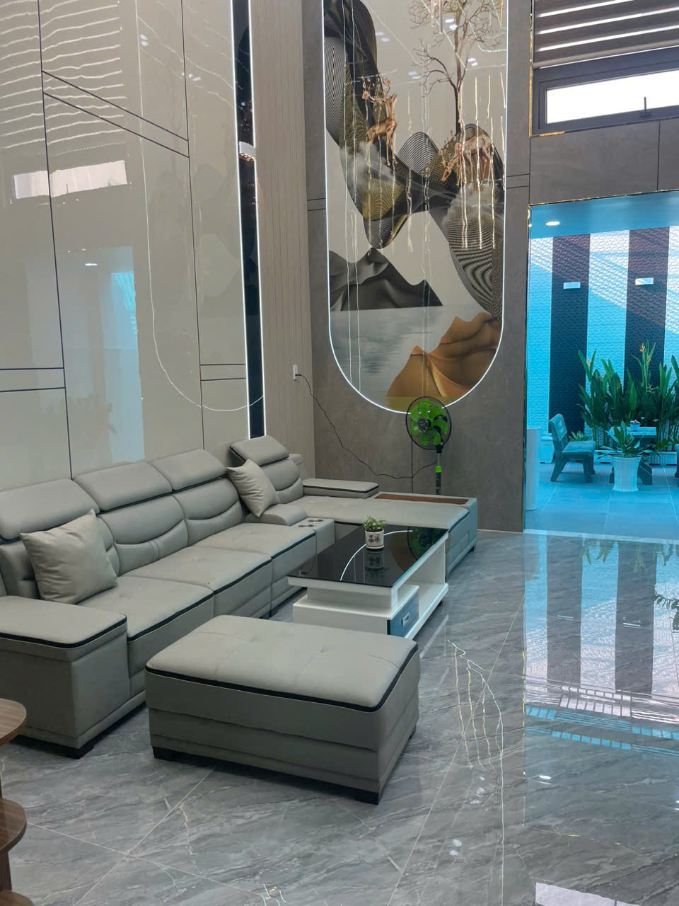 Bán nhà mặt tiền 1 trệt 1 lửng 2 lầu 5x19m giá 5,8 tỷ Đường 12m nhựa Phạm Thị Tôm 15989319