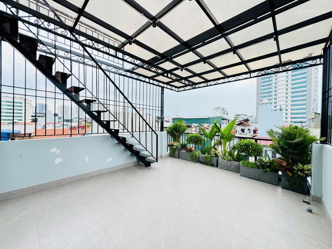 BÁN NHÀ PHỐ LƯƠNG THẾ VINH 43M 6 TẦNG Ô Ô ĐỖ CÁCH NHÀ 10M 15989334