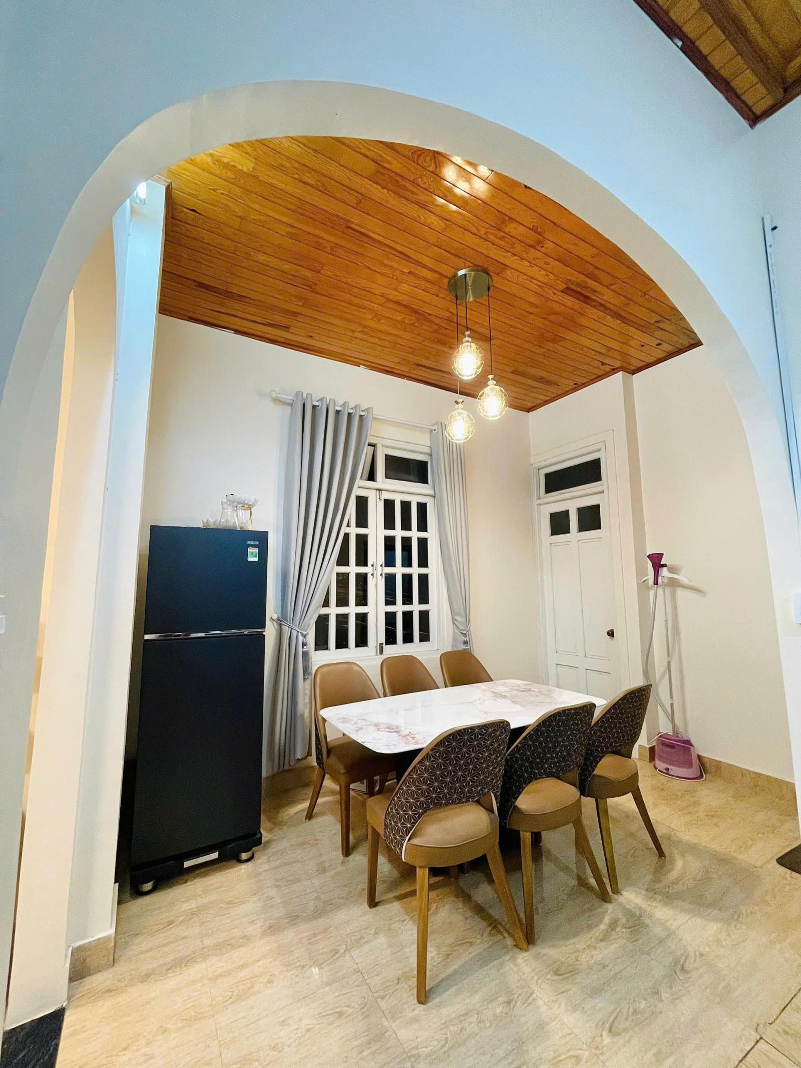 Cho thuê căn hộ 3 mặt tiền 9,5 triệu/tháng Triệu Việt Vương phường 3 Đà Lạt 15989336