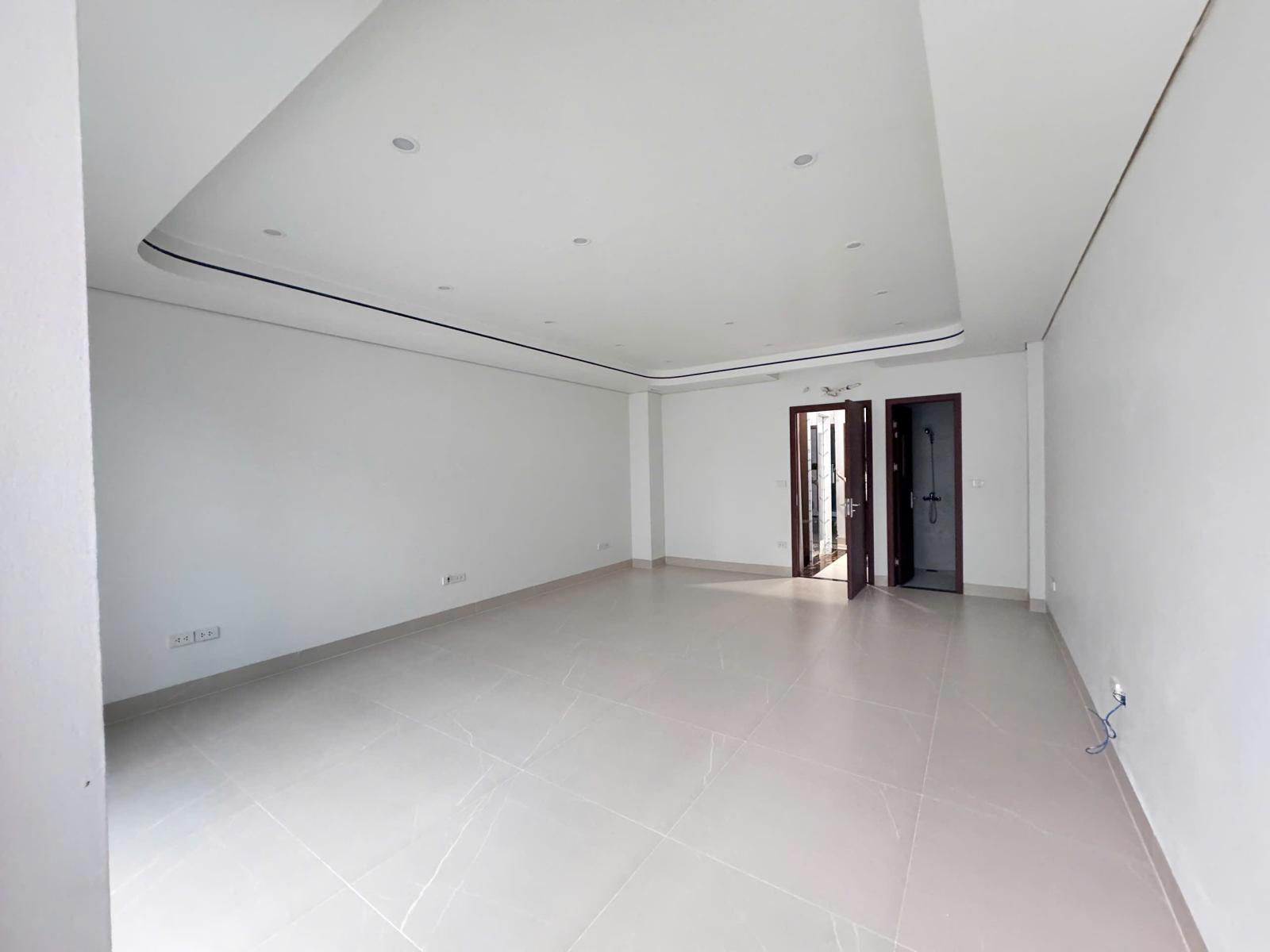 Cho Thuê Tầng 1 + 2 Liền Kề B1.1 – Chung Cư Thanh Hà 15989347