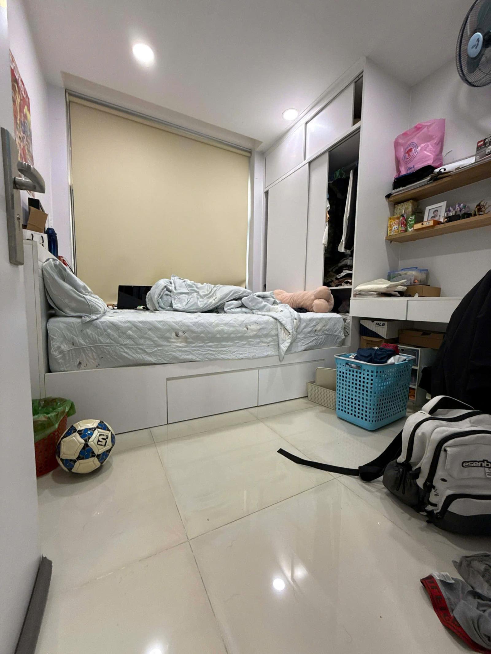 TRẦN VĂN QUANG TÂN BÌNH 32M2 4 TẦNG ĐÚC 3PN 3WC SÂN THƯỢNG SHR CHỈ 5.65 TỶ
 15989345