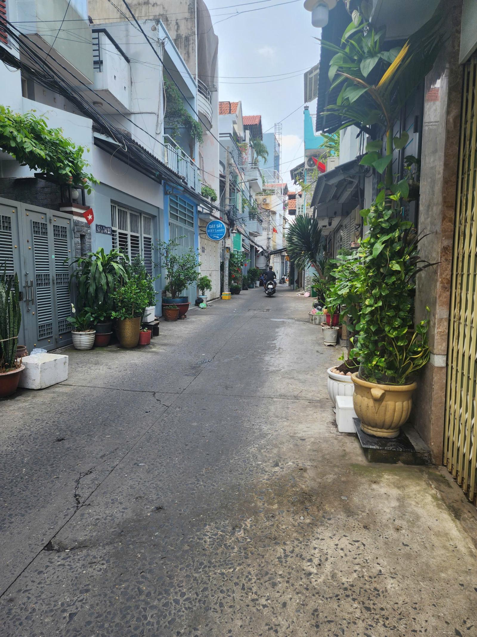 NHÀ 4 TẦNG – HXH ÂU DƯƠNG LÂN, QUẬN 8 – XE HƠI NGỦ TRONG NHÀ-0948769331 15989374