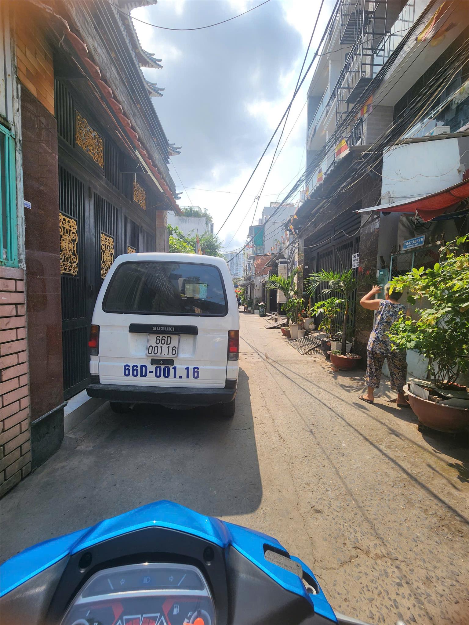 BÁN NHÀ HXH ÂU DƯƠNG LÂN NHỈNH 6 TỶ 0948769331 15989414