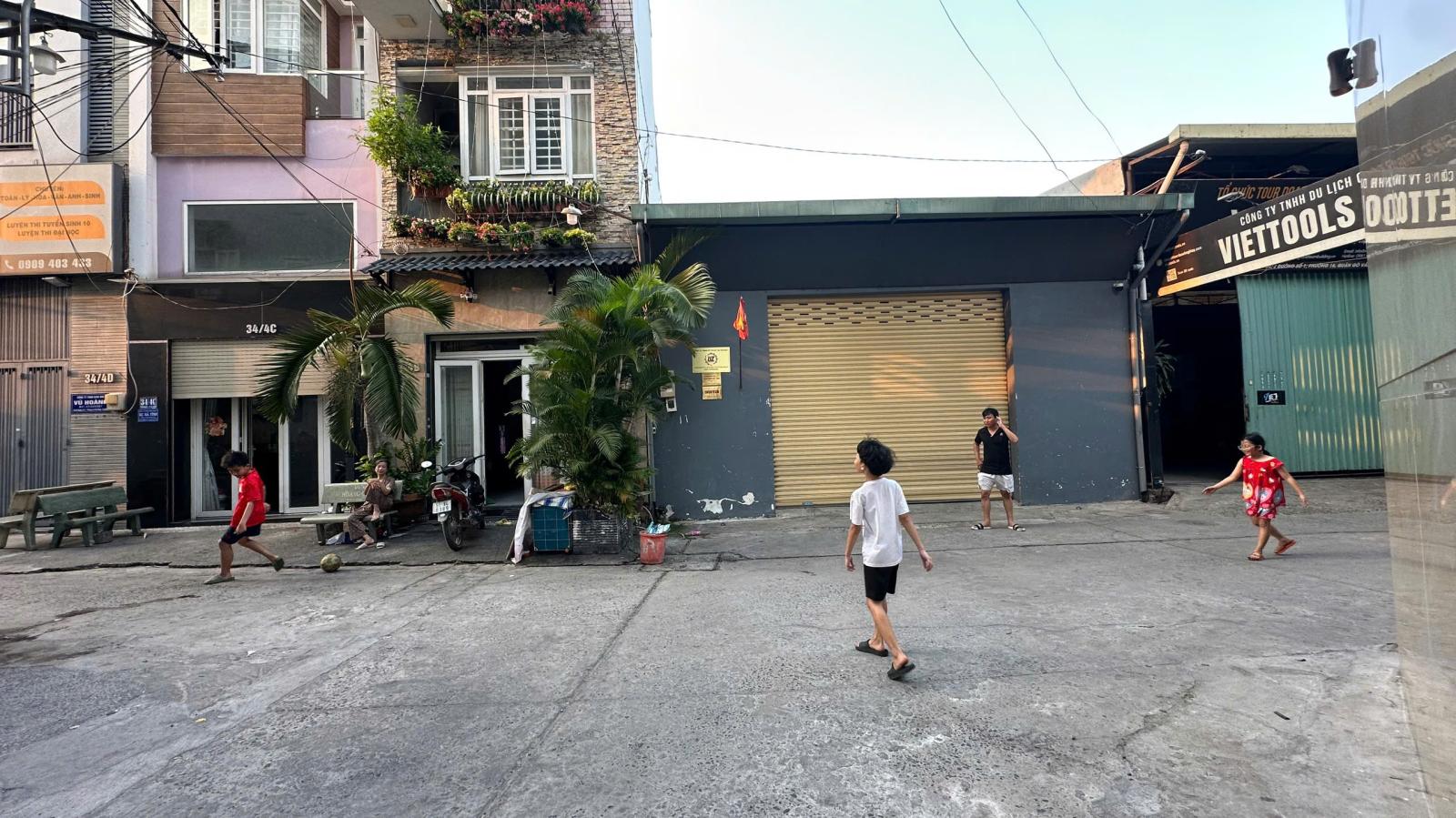 SIÊU PHẨM GÓC 2 MẶT HẺM - XE TẢI QUAY ĐẦU - 55M2 - 3 TẦNG - CHỈ 7.5 TỶ 15989415